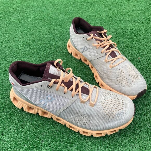 ON CLOUD X SWISS ENGINEERING - Women’s Running Shoes - SIZE 9.5 - Picture 2 of 10